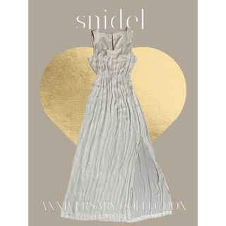 スナイデル(SNIDEL)の新品未使用✳︎snidel✳︎シルクロングワンピース　dress(ロングワンピース/マキシワンピース)