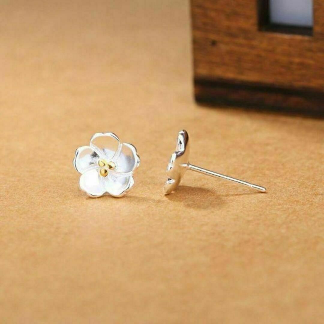 ⭐️フォロー割⭐️ピアス シルバー 桜 S925 大人気 #C187-1 レディースのアクセサリー(ピアス)の商品写真