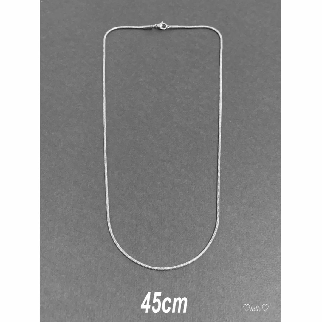 【スネークチェーンネックレス 1.6mm 45cm 1本】ステンレス メンズのアクセサリー(ネックレス)の商品写真