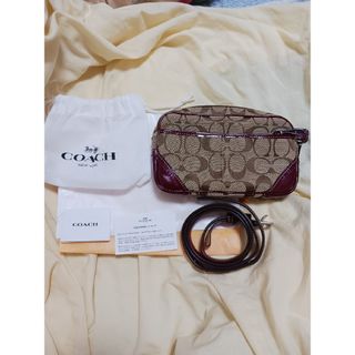 コーチ(COACH) ボディバッグ/ウエストポーチ(レディース)(レッド/赤色 コーチ(COACH) ボディバッグ/ウエストポーチ(レディース)(レッド/赤色