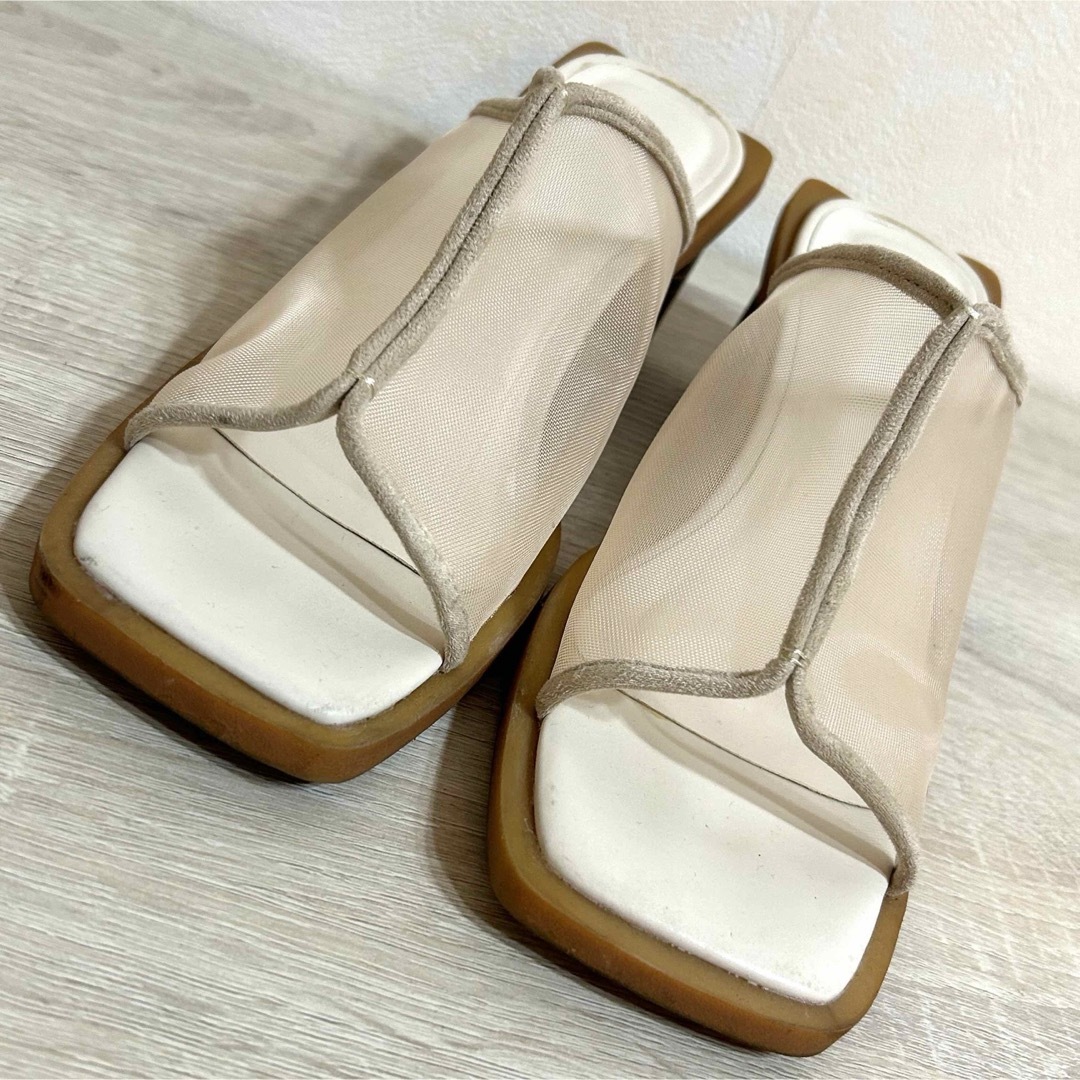 EVOL(イーボル)の【EVOL】 イーボル　シアーサンダル　アイボリー　白　Sサイズ レディースの靴/シューズ(サンダル)の商品写真