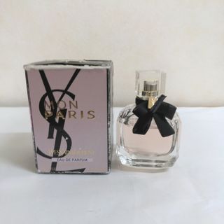 イヴサンローラン(Yves Saint Laurent)のイヴ・サンローラン香水　　モンパリオ−デパルファム used(香水(女性用))