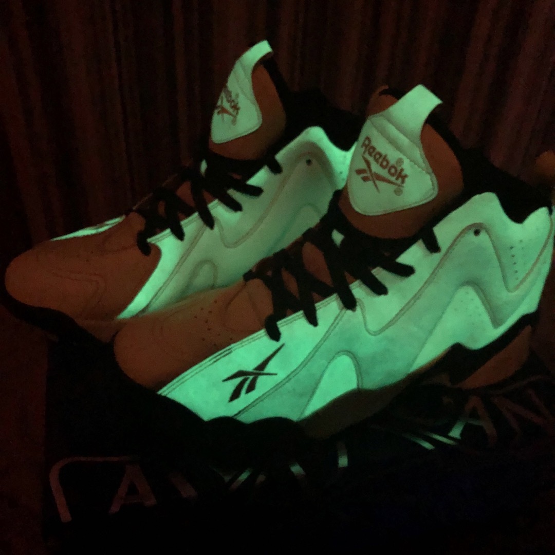 Reebok(リーボック)のReebok kamikaze2 glow in the dark メンズの靴/シューズ(スニーカー)の商品写真