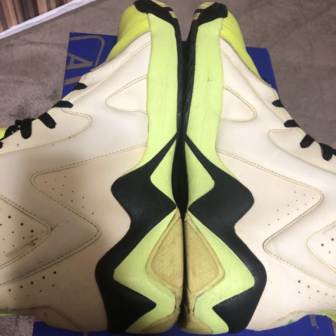 Reebok(リーボック)のReebok kamikaze2 glow in the dark メンズの靴/シューズ(スニーカー)の商品写真