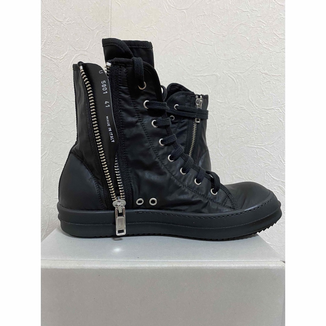 DRKSHDW(ダークシャドウ)のDRKSHDW RICK OWENS GOMMA VEGAN SNEAKERS メンズの靴/シューズ(スニーカー)の商品写真