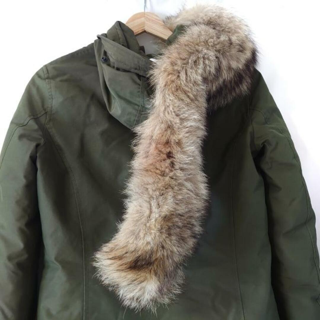 WOOLRICH(ウールリッチ)のWOOLRICH(ウールリッチ) ダウンジャケット サイズXS レディース美品  - カーキ 長袖/コヨーテファー/冬 レディースのジャケット/アウター(ダウンジャケット)の商品写真