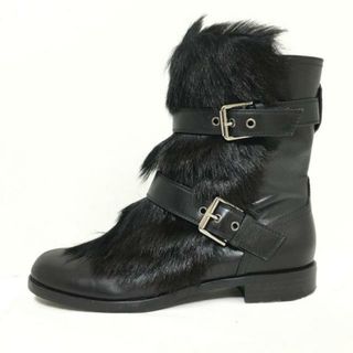 ジャンヴィットロッシ(Gianvito Rossi)のGianvito Rossi(ジャンヴィト・ロッシ) ショートブーツ 37 レディース - 黒 レザー×ファー(ブーツ)