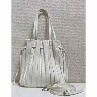 ザラ(ZARA)の[ZARA] ショルダーバック(ショルダーバッグ)