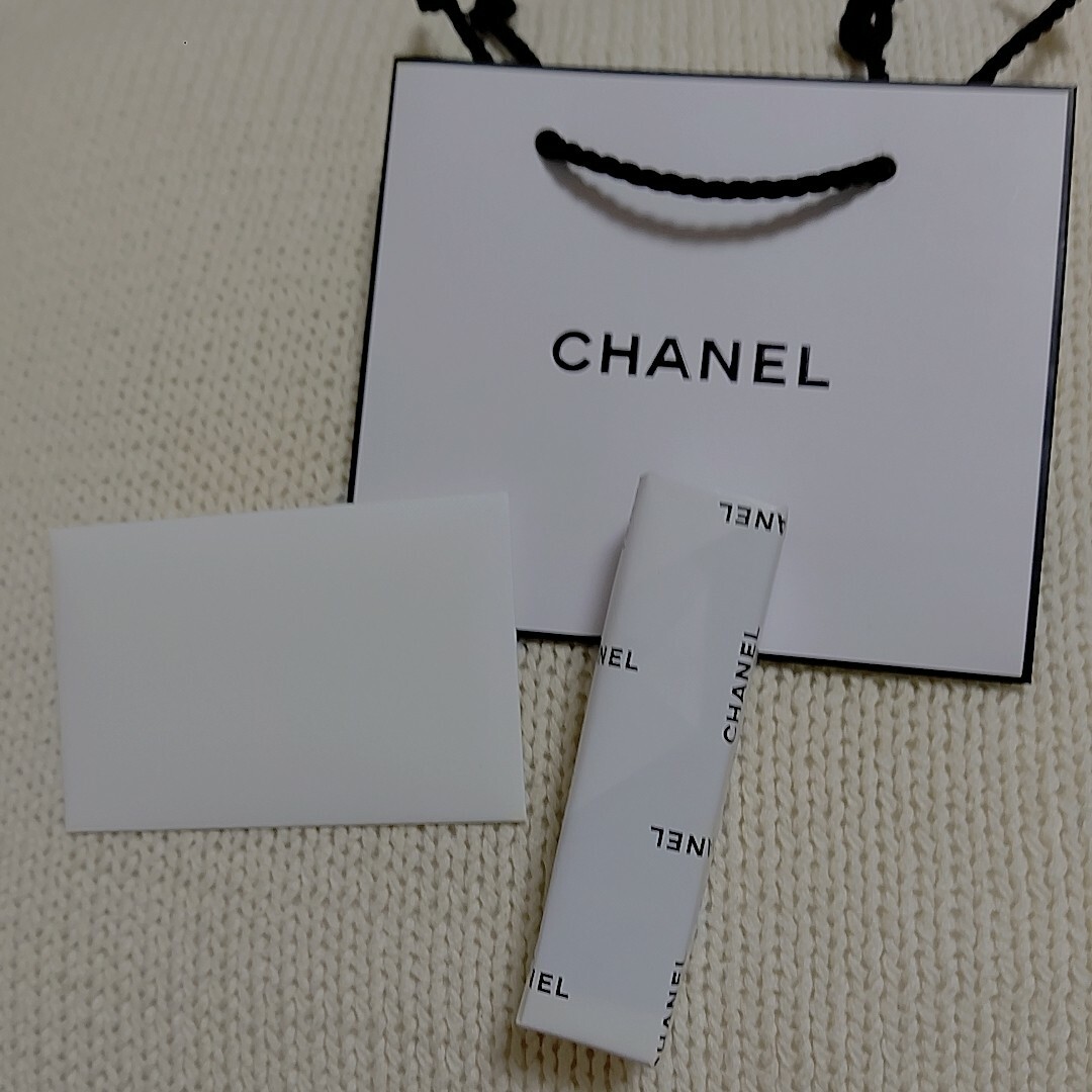 CHANEL(シャネル)のシャネル ボーム エサンシエル スカルプティング ギフト コスメ/美容のベースメイク/化粧品(フェイスカラー)の商品写真