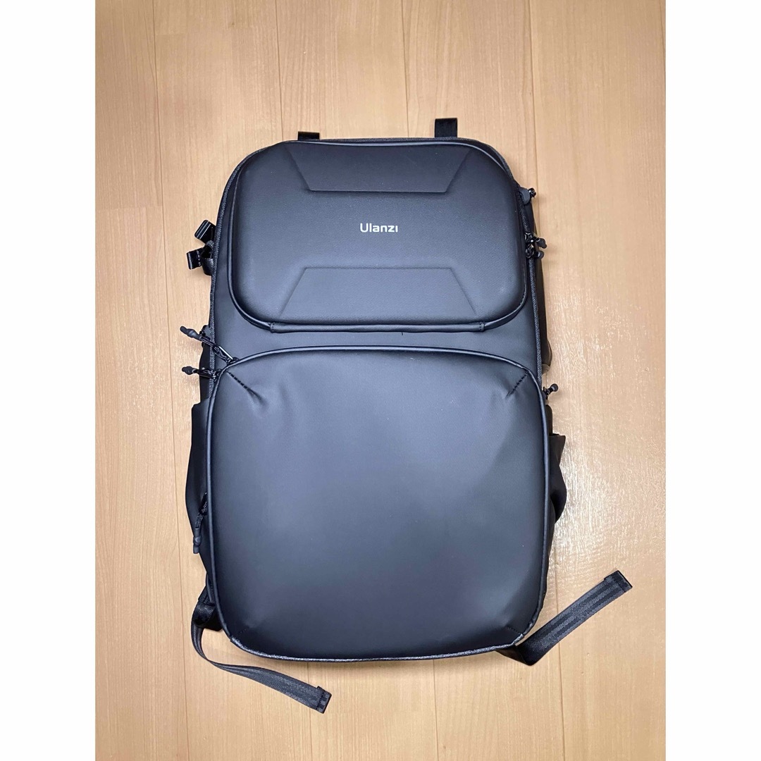 Nikon(ニコン)のUlanzi｜ウランジ BP10 ハードシェルカメラバックパック 35L スマホ/家電/カメラのカメラ(ケース/バッグ)の商品写真