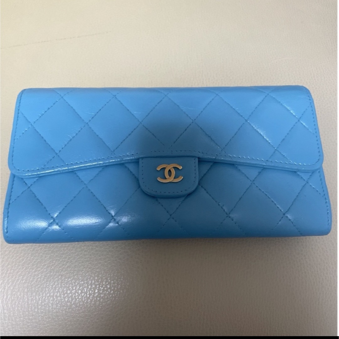 CHANEL(シャネル)の【美品】正規品　CHANEL 長財布　マトラッセ  レディースのファッション小物(財布)の商品写真