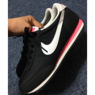 ナイキ(NIKE)のNIKE   スニーカー(スニーカー)