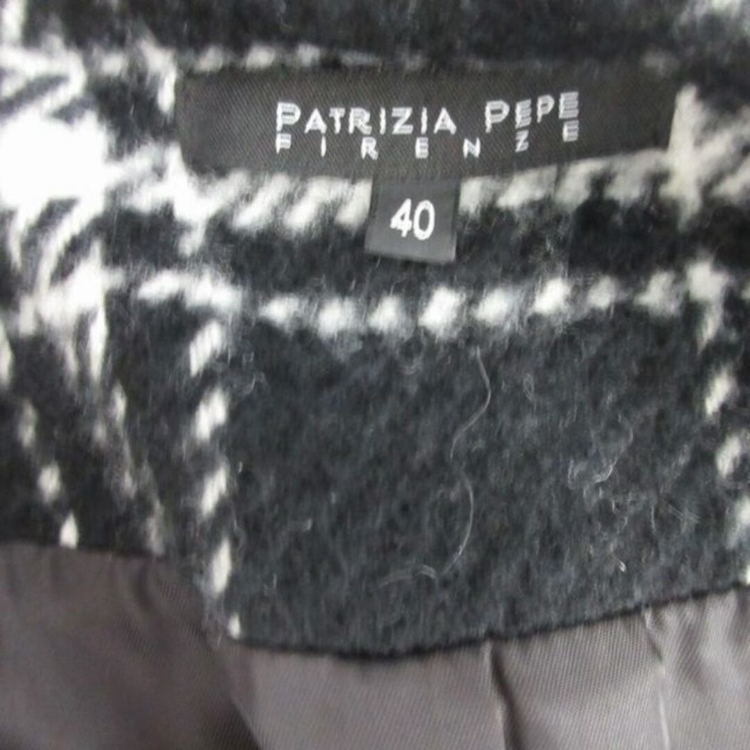 PATRIZIA PEPE(パトリツィアペペ)のパトリツィアペペ FIRENZE コート 黒 ブラック 白 40 約L レディースのジャケット/アウター(その他)の商品写真