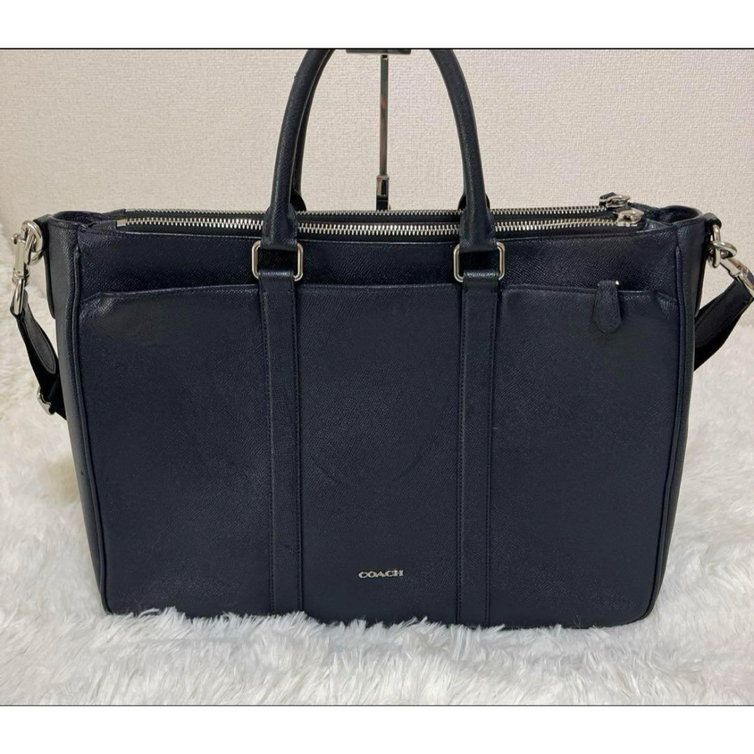 【中古品】COACH  メトロポリタン 2way ビジネスバッグ　ネイビー メンズのバッグ(ビジネスバッグ)の商品写真