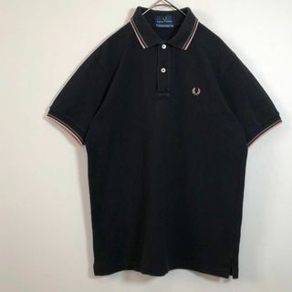 フレッドペリー(FRED PERRY)のFRED PERRY フレッドペリー　リブライン　刺繍ロゴ ポロシャツ　33(ポロシャツ)