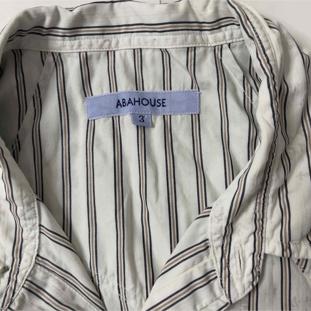 ABAHOUSE(アバハウス)のABAHOUSE メンズボタンダウンシャツ 半袖シャツ ストラップ 花柄 メンズのトップス(シャツ)の商品写真