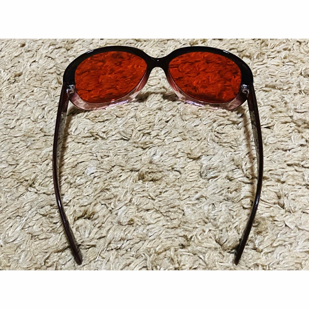 Ray-Ban(レイバン)の美品 レイバン 純正 サングラス 4098 専用ケース 付レッド Ray Ban レディースのファッション小物(サングラス/メガネ)の商品写真