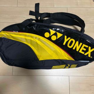 ヨネックス(YONEX)の美品　バドミントン　テニス　ヨネックス　ラケットバッグ　リュック　イエロー(バドミントン)