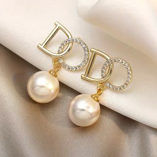 ディオール　dior ノベルティ　ピアス