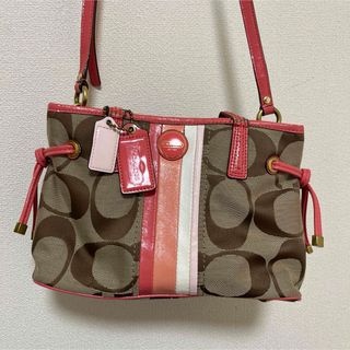 コーチ(COACH)のcoach コーチ　ショルダーバッグ　ピンク(ショルダーバッグ)