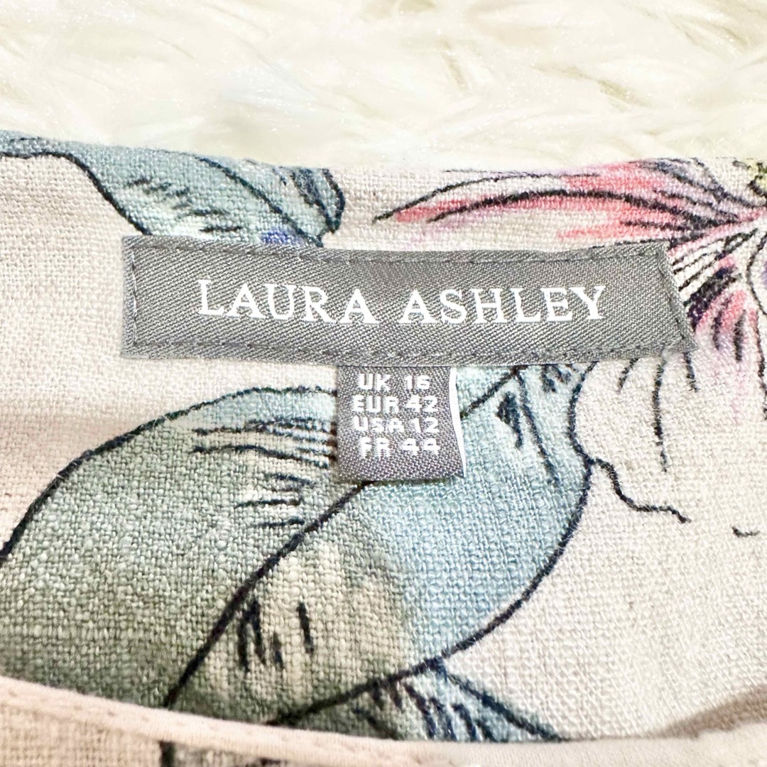 LAURA ASHLEY(ローラアシュレイ)の美品 ローラアシュレイ  希少サイズ ノースリーブワンピース リネン  麻 花柄 レディースのワンピース(ロングワンピース/マキシワンピース)の商品写真