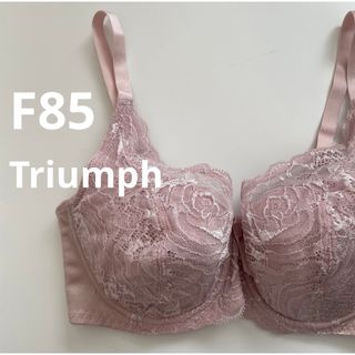 トリンプ(Triumph)の新品　トリンプ  F85 ピンク　フルカップブラ　花柄レースブラ　大きいサイズ(ブラ)