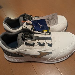 ミズノ(MIZUNO)の【新品再値引‼️】25.5cmﾐｽﾞﾉ安全靴(スニーカー)