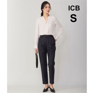 アイシービー(ICB)のICB【洗える】Back Satin Amunzenキーネック長袖ブラウス S(シャツ/ブラウス(長袖/七分))