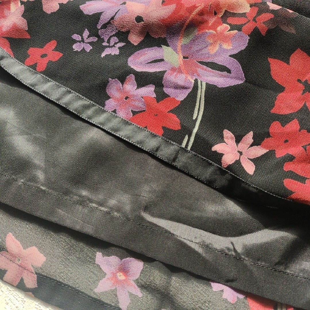 LOUNIE(ルーニィ)のルーニィ　スカート　美品　日本製 レディースのスカート(ひざ丈スカート)の商品写真