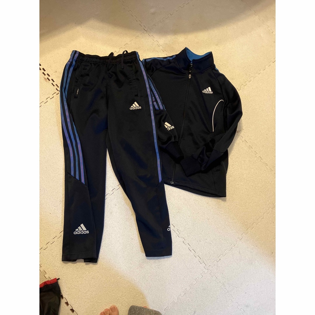 adidas(アディダス)のアディダス  ジャージ上下　140 キッズ/ベビー/マタニティのキッズ服女の子用(90cm~)(その他)の商品写真