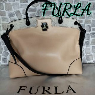 フルラ(Furla)の【美品】FURLA ハンドバック 肩がけ 本革 ベージュ スネーク 上品(ハンドバッグ)