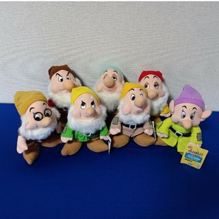 ディズニー(Disney)の【未使用・美品】七人の小人　ぬいぐるみ　ディズニー(キャラクターグッズ)