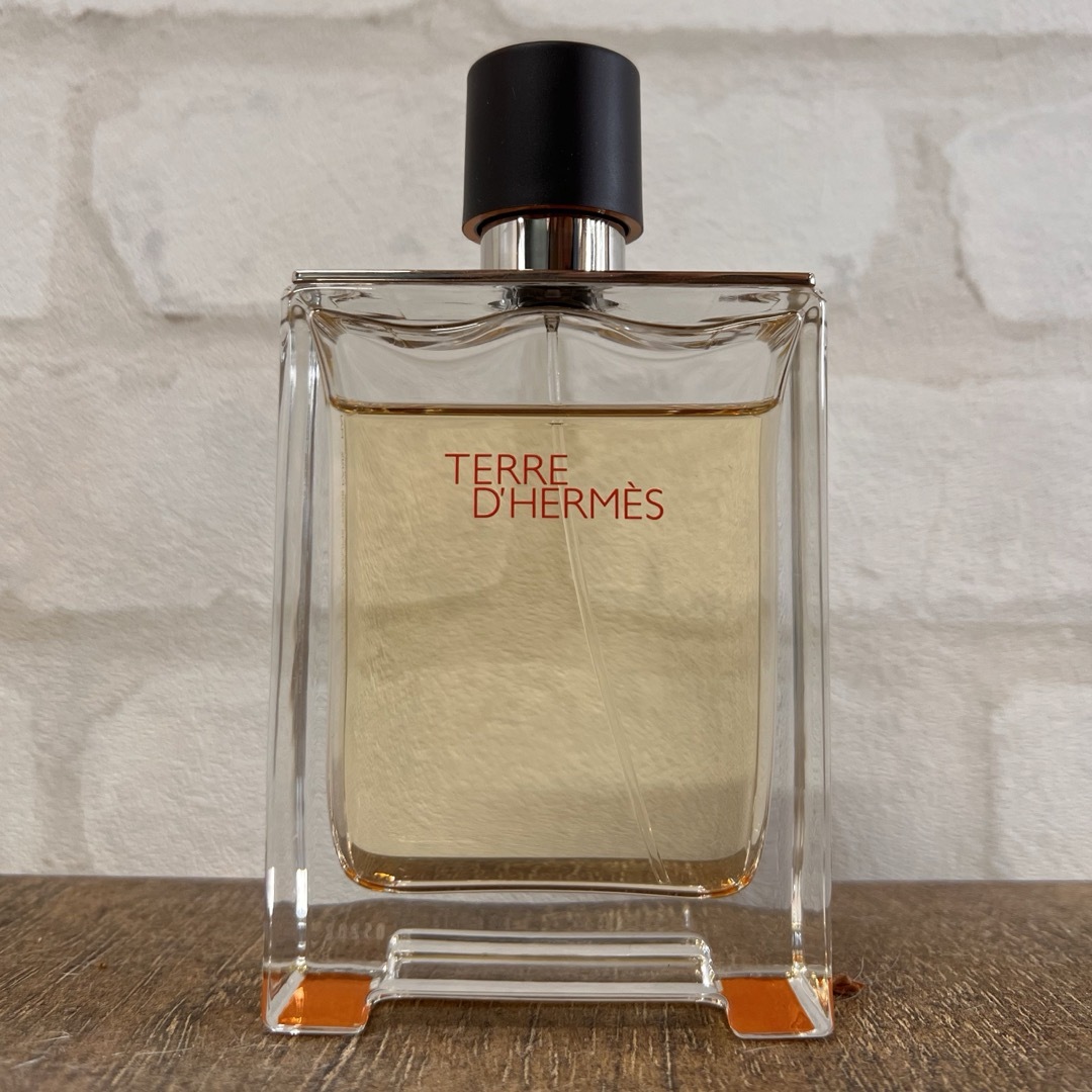 香水【エルメス】TERRE D HERMESテールドゥエルメス　１００ｍｌ コスメ/美容の香水(香水(男性用))の商品写真