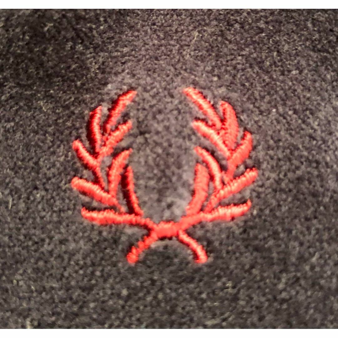 FRED PERRY(フレッドペリー)のFRED PERRY 刺繍ロゴ　サイドライン　ベロア　トラックジャケット メンズのトップス(ジャージ)の商品写真