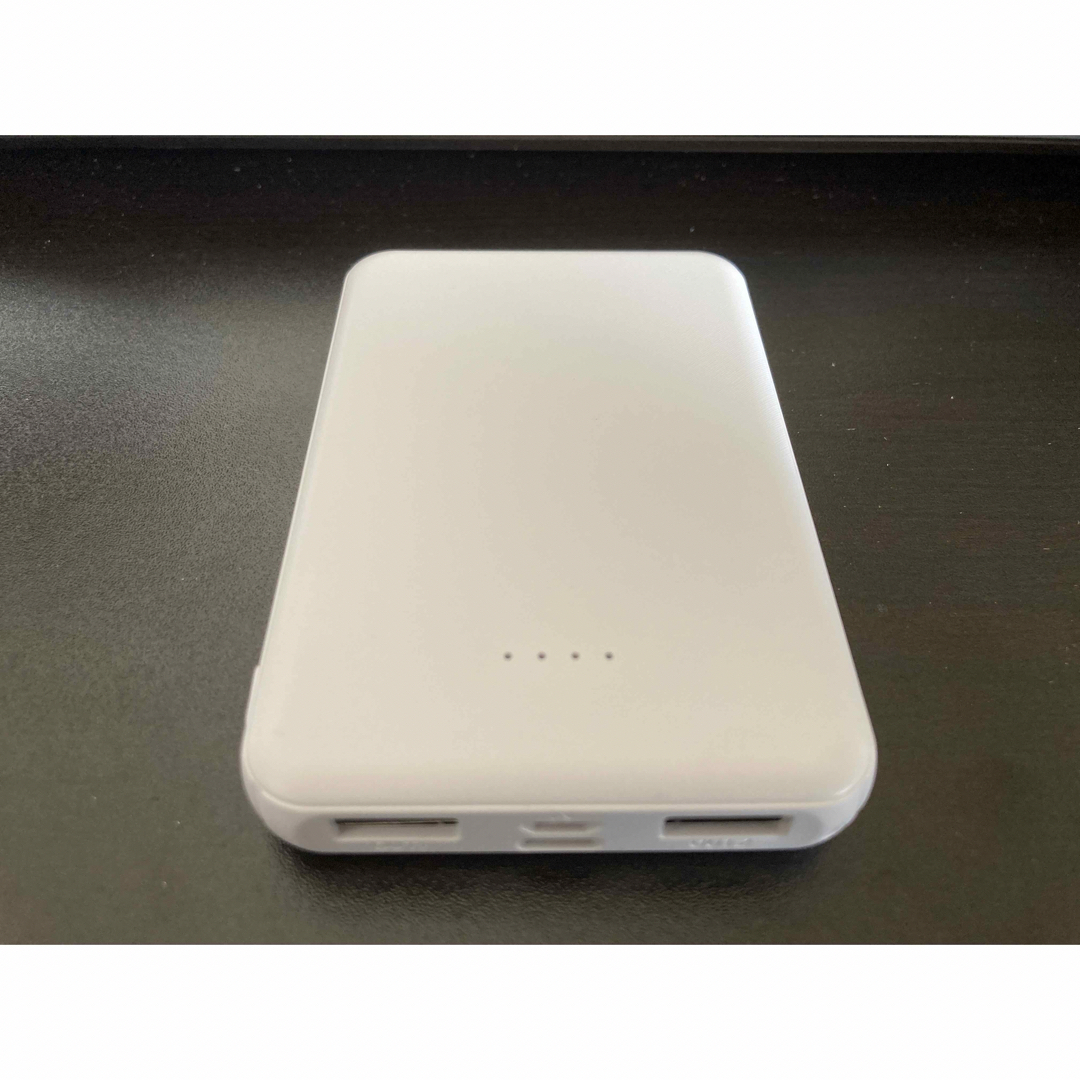 5000mAh モバイルバッテリー スマホ/家電/カメラのスマートフォン/携帯電話(バッテリー/充電器)の商品写真