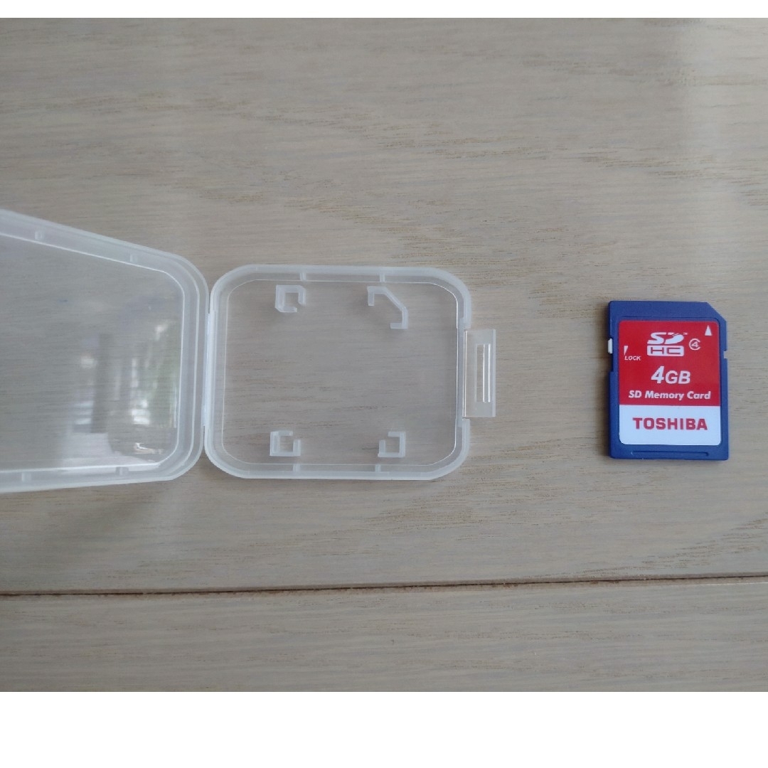 東芝(トウシバ)のSD カード TOSHIBA 4GB スマホ/家電/カメラのスマホ/家電/カメラ その他(その他)の商品写真