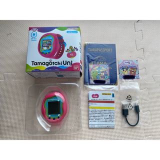 バンダイ(BANDAI)の美品　値下げ　Tamagotchi Uni たまごっちユニ Pink(1個)(その他)