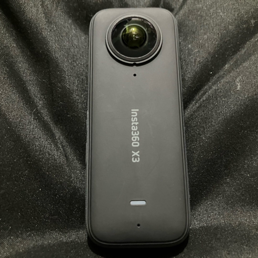 insta360(インスタスリーシックスティ)のinsta360 x3 スマホ/家電/カメラのカメラ(ビデオカメラ)の商品写真