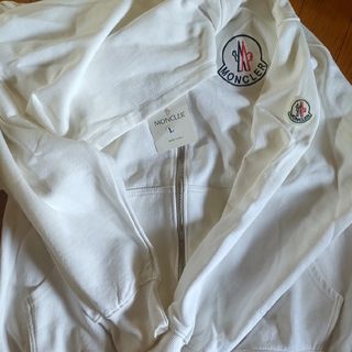 MONCLER - 新品同様 モンクレール スパイダーマン パーカー サイズXLの MONCLER - 新品同様 モンクレール スパイダーマン パーカー サイズXLの