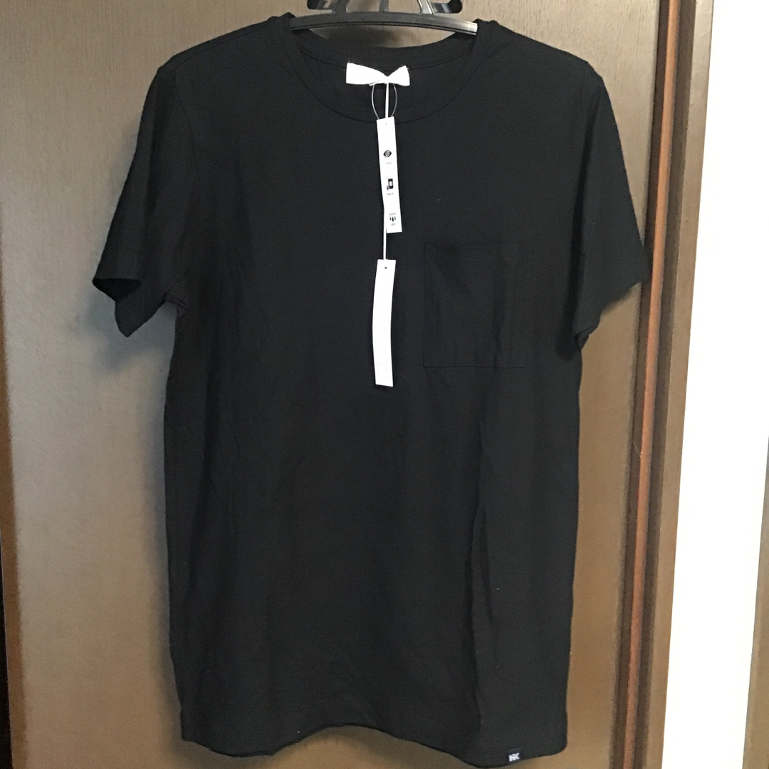 日本製コットンシャツ　黒 メンズのトップス(Tシャツ/カットソー(半袖/袖なし))の商品写真
