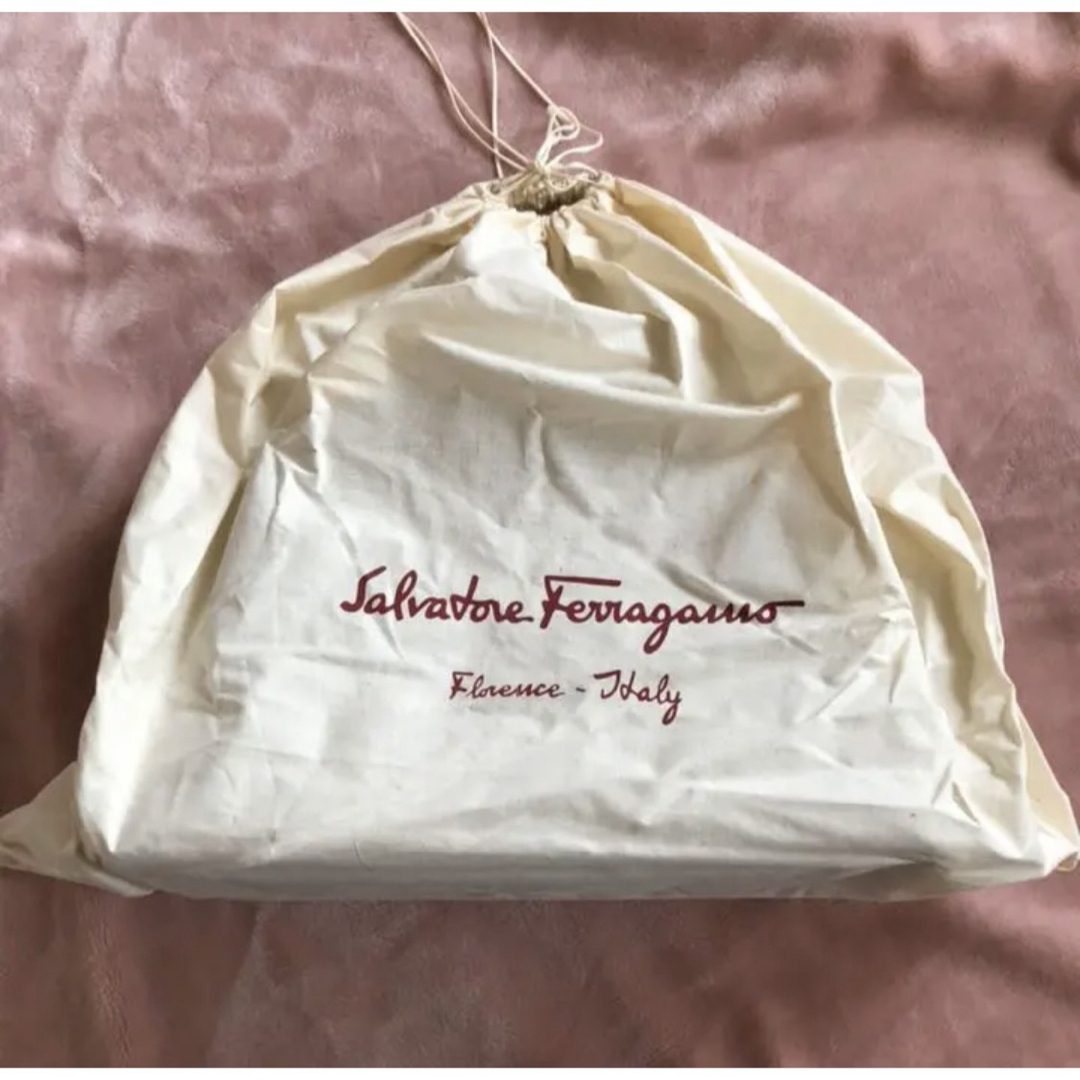 Salvatore Ferragamo(サルヴァトーレフェラガモ)の美品　Salvatore Ferragamo Jet Set Tote Bag レディースのバッグ(ショルダーバッグ)の商品写真