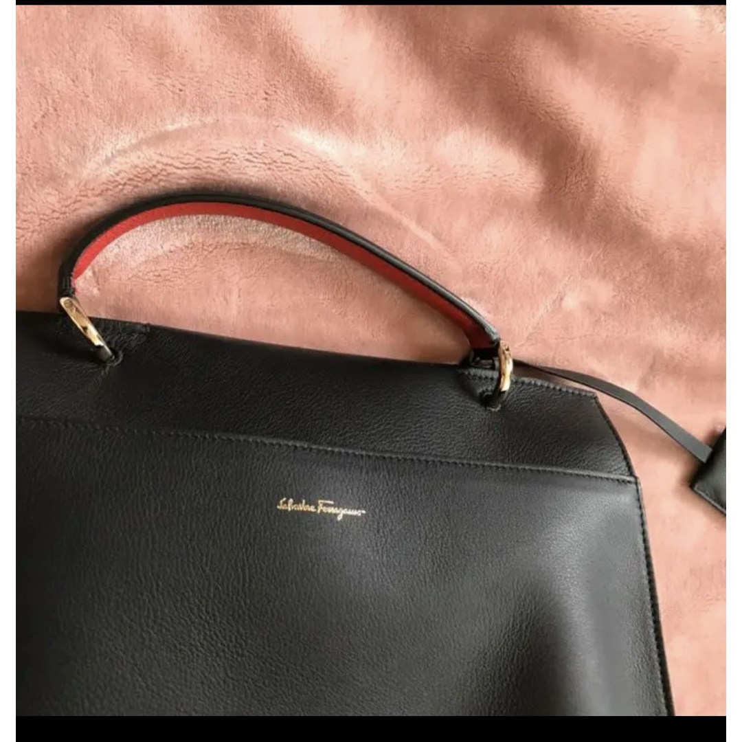 Salvatore Ferragamo(サルヴァトーレフェラガモ)の美品　Salvatore Ferragamo Jet Set Tote Bag レディースのバッグ(ショルダーバッグ)の商品写真