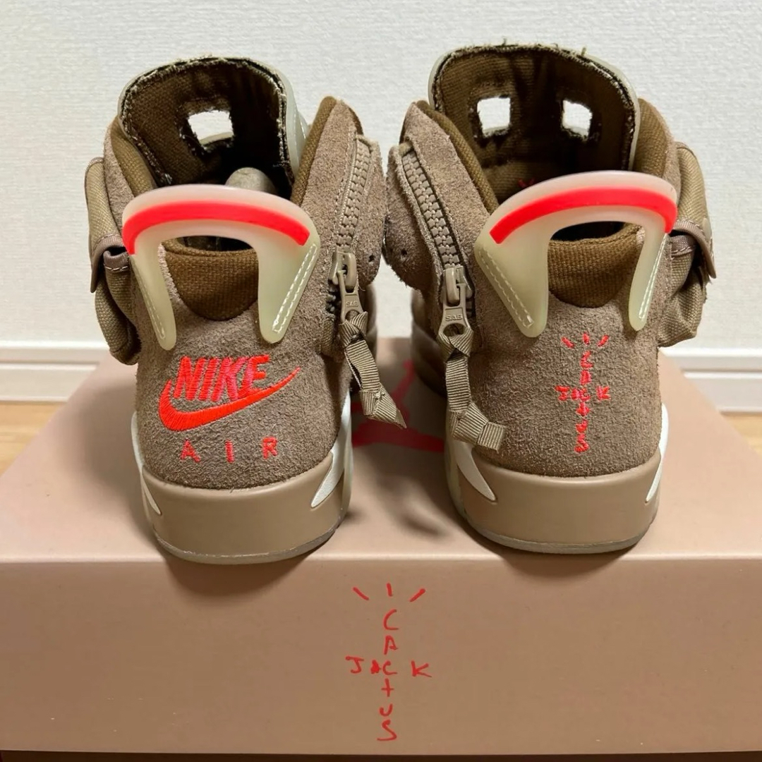 Jordan Brand（NIKE）(ジョーダン)のTravisScott NikeAirJordan6 British Khaki レディースの靴/シューズ(スニーカー)の商品写真