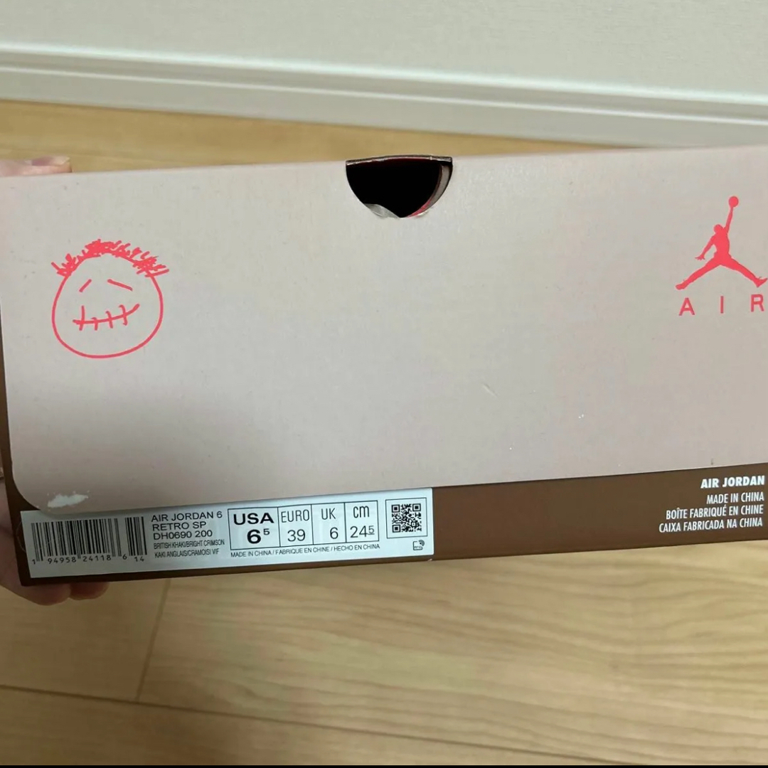 Jordan Brand（NIKE）(ジョーダン)のTravisScott NikeAirJordan6 British Khaki レディースの靴/シューズ(スニーカー)の商品写真