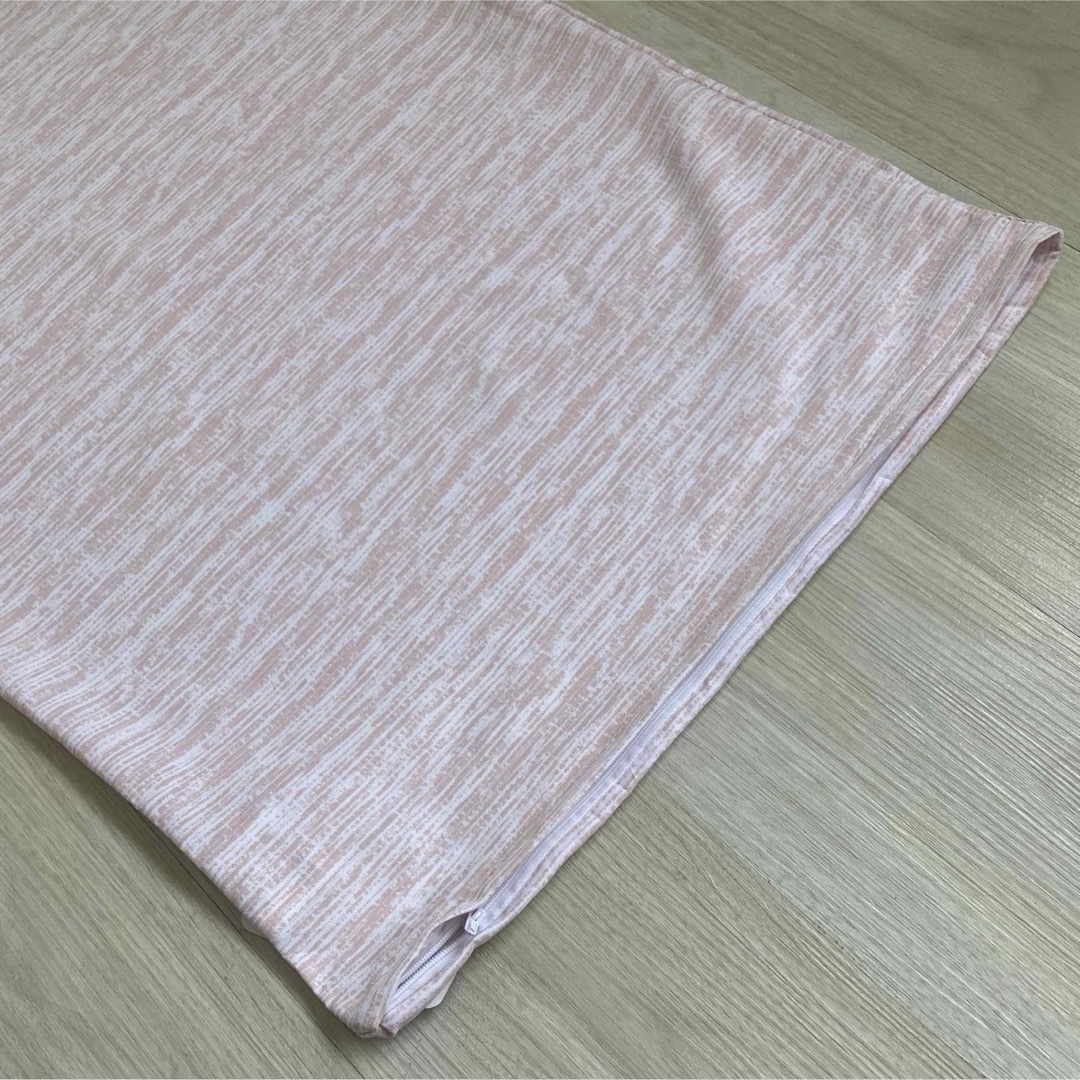 新品　ピロケース　約43×63cm ピンク系 インテリア/住まい/日用品の寝具(シーツ/カバー)の商品写真