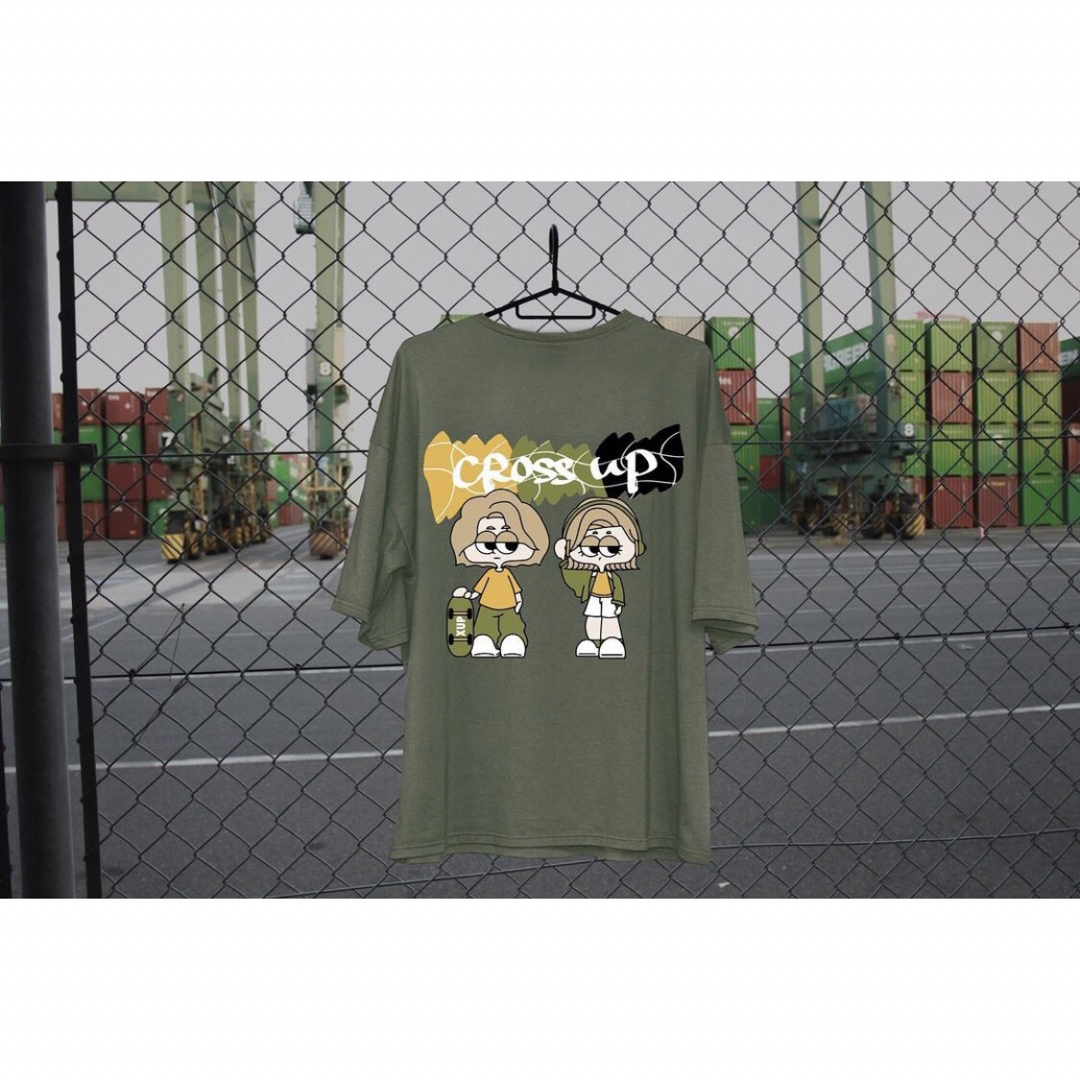  xup character T shirt Lサイズ　完売品　男女兼用 レディースのトップス(シャツ/ブラウス(長袖/七分))の商品写真