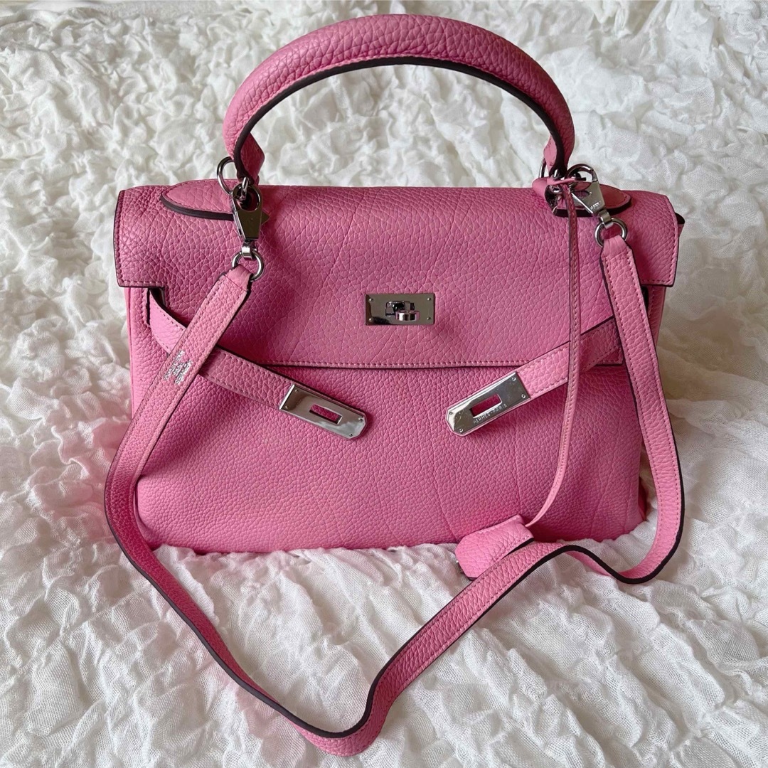 ショルダー ピンク  バッグ　ハンドバッグ(アリエル様専用) レディースのバッグ(ハンドバッグ)の商品写真