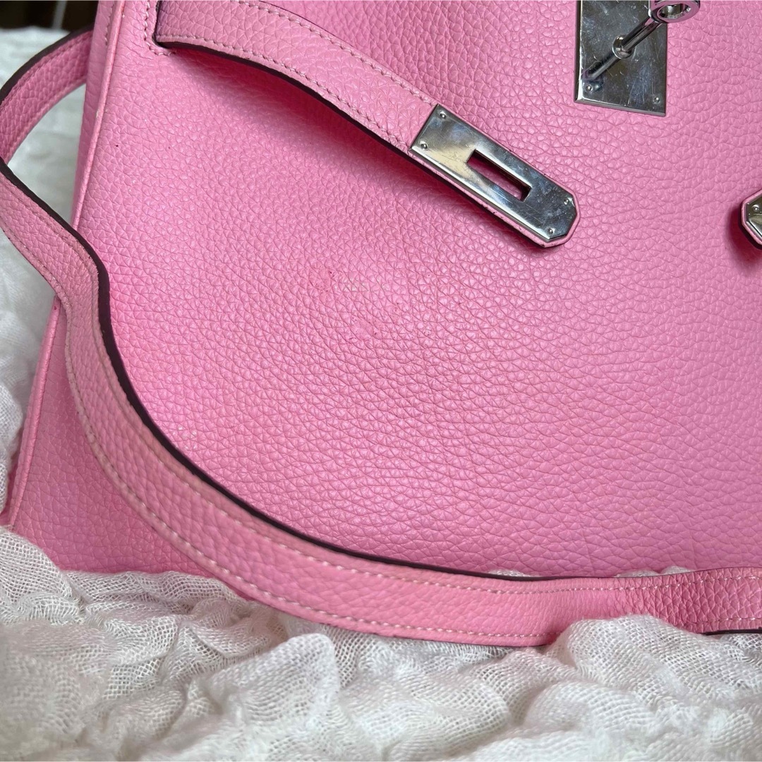 ショルダー ピンク  バッグ　ハンドバッグ(アリエル様専用) レディースのバッグ(ハンドバッグ)の商品写真