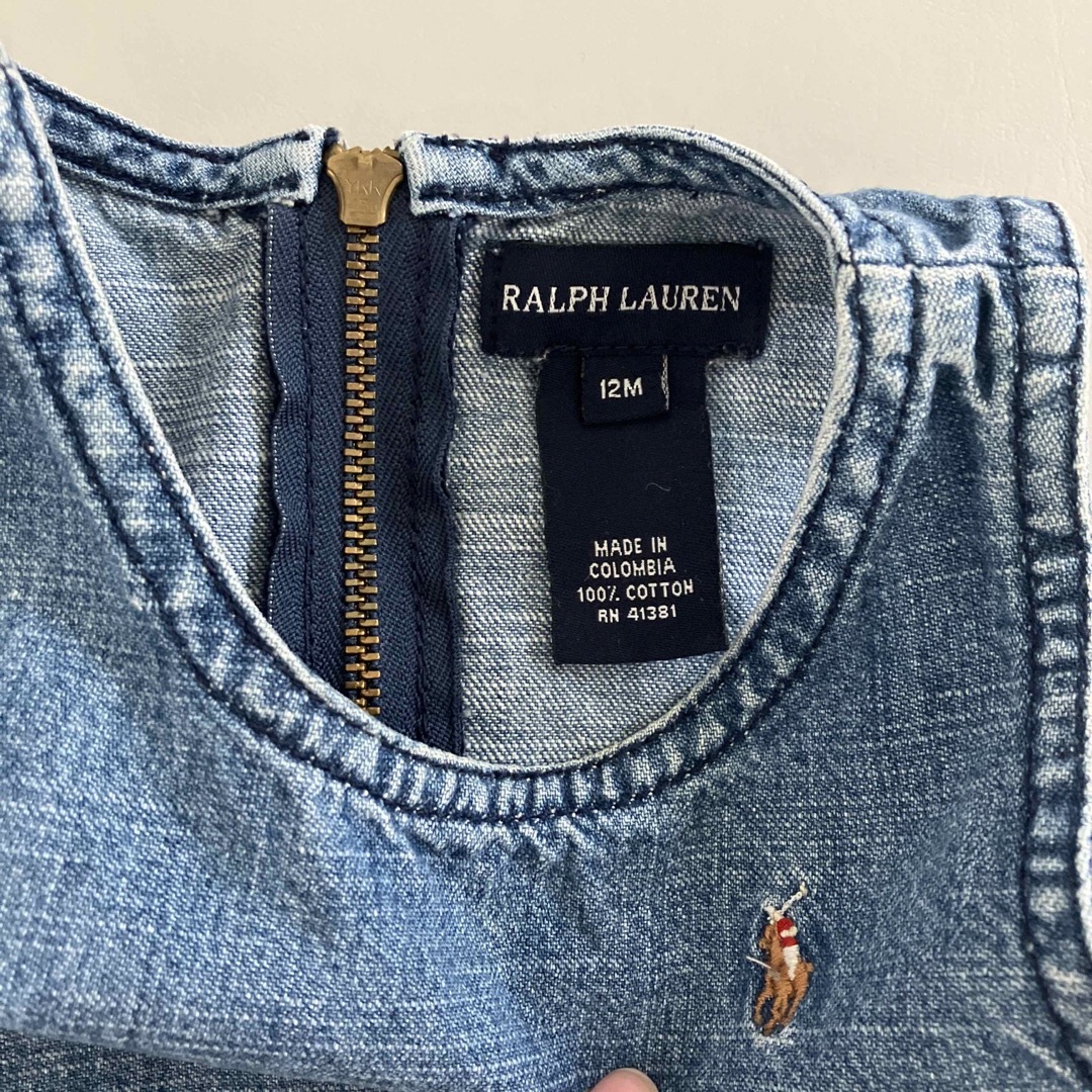 Ralph Lauren(ラルフローレン)のラルフローレン デニムワンピース キッズ/ベビー/マタニティのベビー服(~85cm)(ワンピース)の商品写真