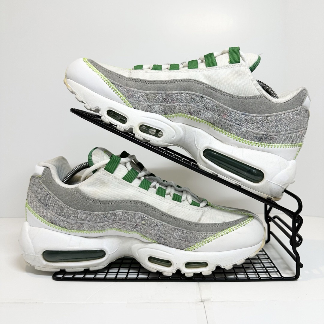 NIKE(ナイキ)のNIKE★AirMax95/エアマックス95★リサイクルパック★白×緑★26cm メンズの靴/シューズ(スニーカー)の商品写真